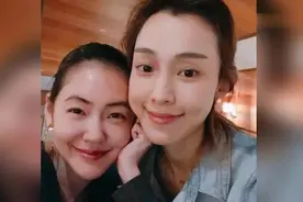 范玮琪与好姐妹小S贴脸自拍脸型神似调侃其是小瘦子视频封面