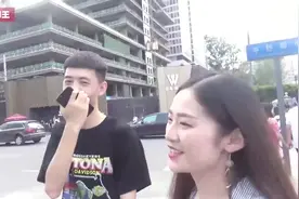 尬聊低顏值男朋友和漂亮女友，看上去还是感情蛮好的