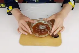 天气变暖，苍蝇也多了起来，教你自制灭蝇药水，让苍蝇有去无回