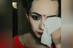 开始还以为是位美女，卸妆后竟是小哥哥，以后找对象可要看仔细了视频封面