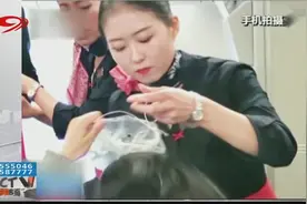 惊心动魄！旅客突发疾病，飞机放油备降救人！视频封面