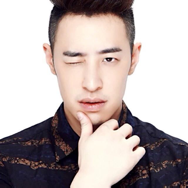 潘玮柏灵异事件怎么解决的,曾经可以匹敌周杰伦的潘玮柏为何突然不火