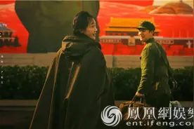 冯小刚《芳华》震撼 黄轩、苗苗刻画青春图片