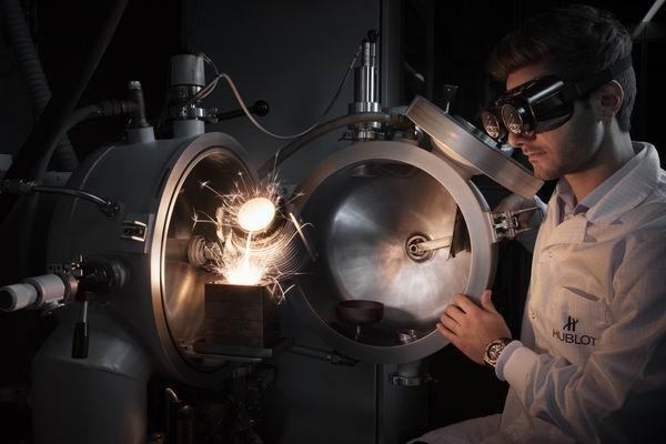 һö�ں��˸߿Ƽ����������ε����ģ�̽����ʿ�������