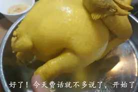 海南鸡做法，记住三起三下技巧，保证皮爽肉滑，加饭是必然的视频封面