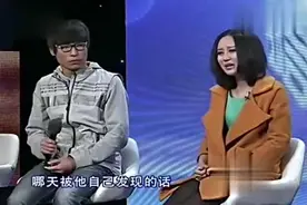 丈母娘看不起女婿，女婿直接说出自己的工资，当场打脸丈母娘视频封面