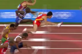 【荣耀时刻】回顾刘翔2004年雅典奥运会110米栏夺冠全程视频封面