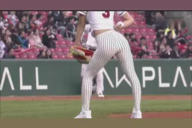 Clara李成敏这波棒球开球什么水准视频封面