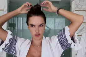 美妆视频教程：热辣巴西美人AA的海边度假妆容！视频封面