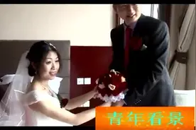 真实婚礼 新郎刚进门 新娘主动献吻 好恩爱啊视频封面