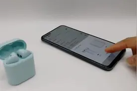 荣耀FlyPods无线耳机，连接就是这么简单！视频封面