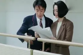 卧底喜欢上了自己学校里的女老师，为了争得机会，学渣变学霸！视频封面