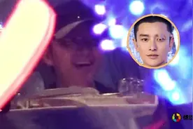 贾乃亮不受李小璐影响，与老同学聚餐，饭局开怀大笑视频封面