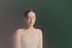 迪丽热巴为日本珠宝公司拍摄广告，美的让人移不开眼！视频封面