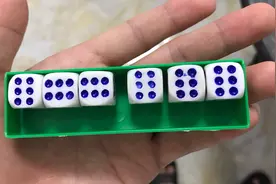 骰子摇一摇全变成6魔术教学 酒吧撩妹骰子变大技能 一秒钟学会