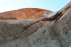 这个夏天一定要试一试，50英尺高的悬崖滑翔！