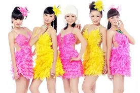 特别青春有活力的一首歌《HappyBaby》—青春美少女视频封面