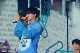 iKON男团帅气热辣出场，粉丝尖叫不断，他们是魔鬼吧！视频封面