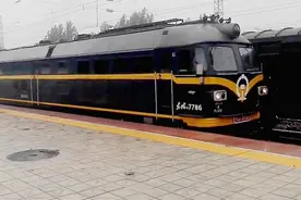 漯阜铁路界首站 DF4B牵引周口至上海K1505次发车视频封面