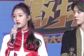 鹿晗关晓彤已经同居？鹿晗生日当晚携女友关晓彤返千万豪宅视频封面