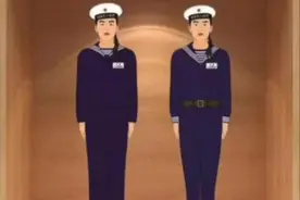 人民海军纵横万里海疆70年，军服也经历了数次样式的变迁。（图片内容：央视新闻）#人民海军成立70周年