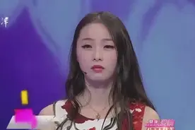 霸道男对女友管束严格，总担心别有用的人对模特女友不怀好意！视频封面