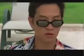 自己人打牌也来这套，满手小牌都能赢，一手好牌连出牌机会都没有