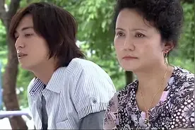 《夏家三千金》浩天妈自以为是对浩天好，实则一直拆散儿子的爱情视频封面