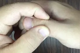 按对“不老穴” 延年益寿保健康图片