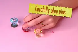 迷你DIY：用纸巾盒给做一个仿真沙发，材料简单，一学就会！