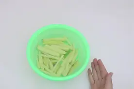 土豆切开之后就发黑，还能继续吃吗？我也是才知道，记得提醒家人视频封面