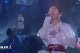张天(至少还有你) 我怕时间太快 不够将你看仔细视频封面