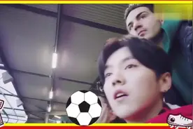 鹿球迷曼联主场看球，好想看看鹿晗亲自踢球，那样会不会更帅？视频封面