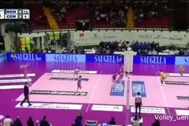 德吉纳罗! 两届世锦赛最佳自由人, 打联赛跟玩儿似的!