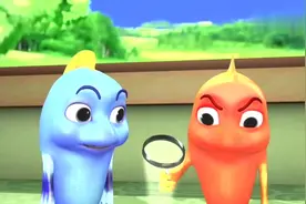 小红鱼利用放大镜和太阳让纸烧起来了，真是太厉害啦