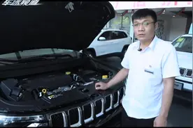 全新Jeep大指挥官发动机舱设计工整，百公里提速八秒左右视频封面