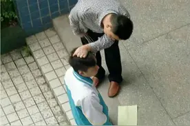 网传四川巴中一教师让学生下跪　教育部门：涉事教师被记过处分图片
