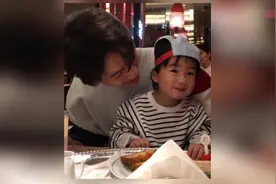 Ella澳门得奖，回家还不忘与老公分享，这个华人奶爸当得值！视频封面