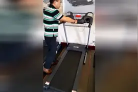 跑步机跑带偏移如何自行调整，自己动手丰衣足食视频封面