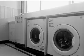 高大上的洗衣烘干机进病房 医院这项服务:免费!图片