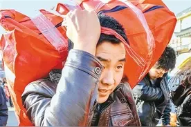 西铁局加开旅客列车48列 务工客流较为集中图片