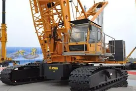 又一个世界第一！中国大怪物可吊起4500吨驱逐舰 欧美都服了视频封面