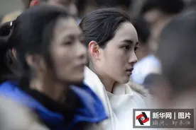 2016艺考"最美侧脸"SNH48赵嘉敏小学初中照片图片