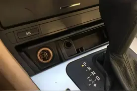 有的车里竟然还没有USB接口图片