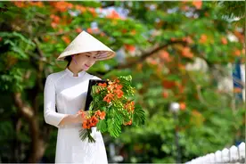 一位越南原生态纯净美女的乡野行走图片