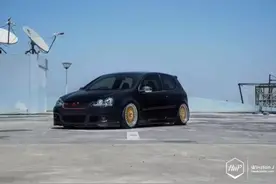 性能钢炮 高尔夫GTI低趴来袭图片