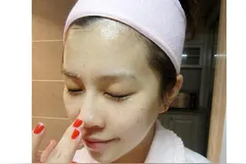 脸上长粉刺是什么原因？该怎么处理？图片