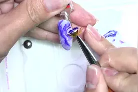 杨耀国教你学美甲：快速大理石纹甲2视频封面