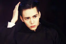 曾舜晞曝古装照 还原宗师经典造型萌出新境界图片