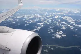 乘坐天合联盟成员厦门航空航班从杭州萧山机场前往长沙黄花机场视频封面